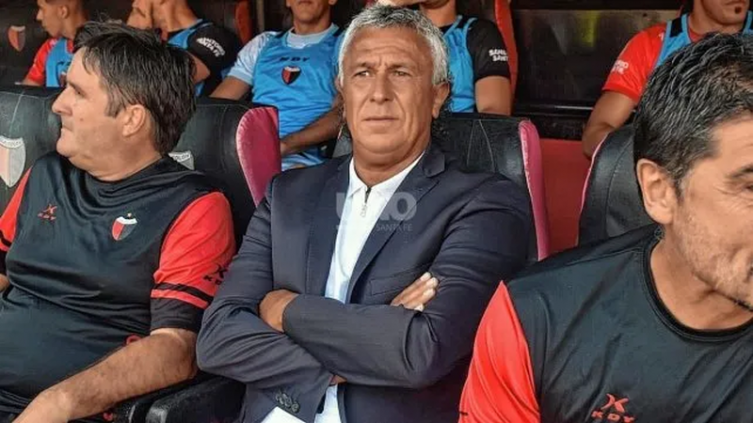 El cuerpo técnico de Colón fue sancionado