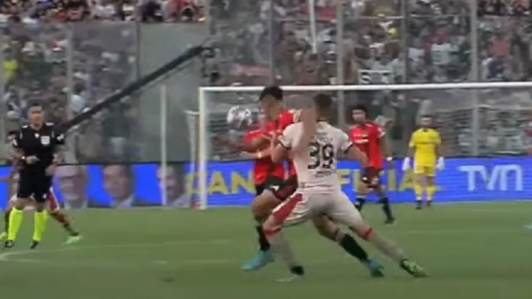 Colón sigue sin encontrar el rumbo: perdío 2 a 0 ante Colo Colo