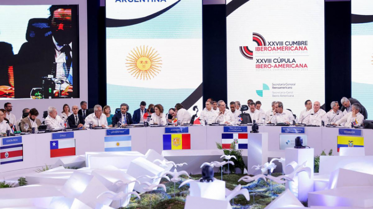 Cumbre Iberoamericana: pedido por un sistema financiero más justo