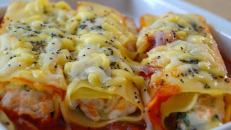 Canelones de verduras con salsa blanca