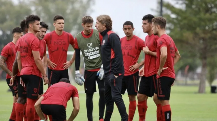 Heinze dedinió los convocados para viajar a La Plata