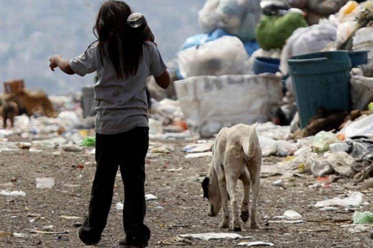 La pobreza aumentó y afecta al 39,2% de la población, según el INDEC