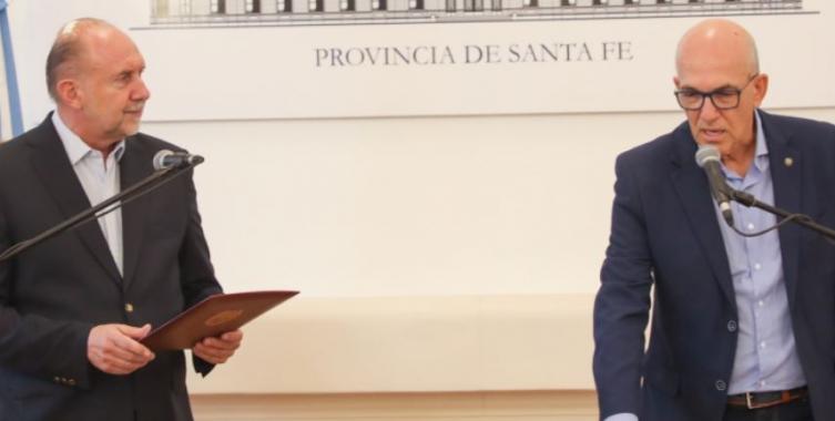   Víctor Debloc asumió como ministro de Educación de la provincia  