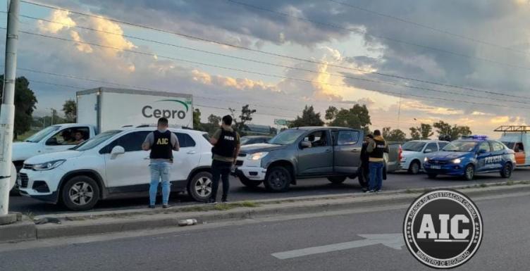 Detuvieron a dos policías por un millonario robo en un estudio jurídico