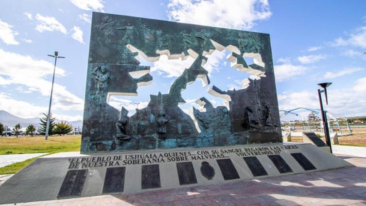 Con actos, se conmemora otro aniversario de la guerra de Malvinas en el país