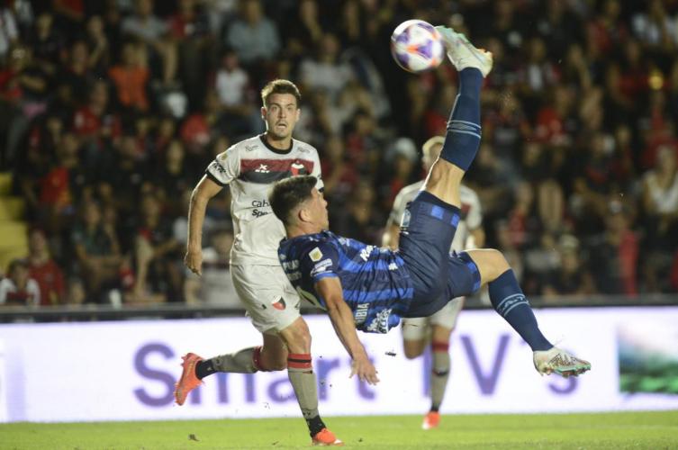 Colón empató ante Atlético Tucumán y sigue sin ganar en el torneo