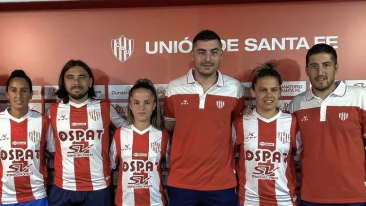 Unión analiza en la previa al debut en el fútbol femenino de AFA