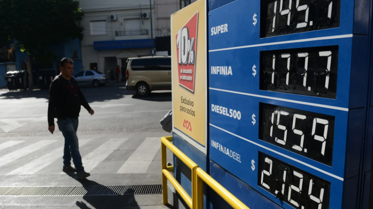 Aumentaron la nafta y el gasoil: precios desde este sábado