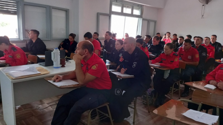 Nación y Provincia capacitan bomberos zapadores 