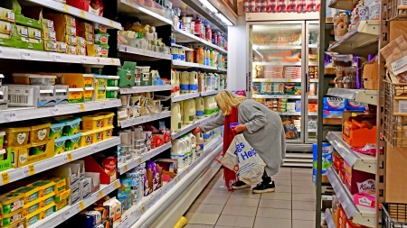 La inflación en el Reino Unido sigue siendo más alta de lo estimado