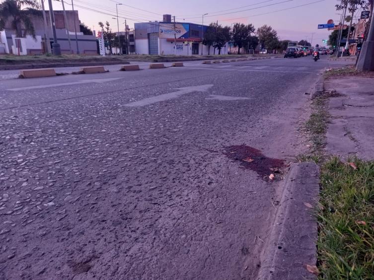 Asesinaron a un hombre de al menos 8 disparos para robarle la moto