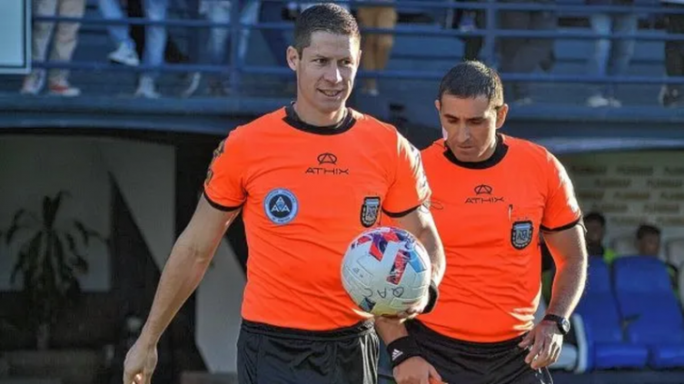 El árbitro del cruce Colón y Colegiales por Copa Argentina