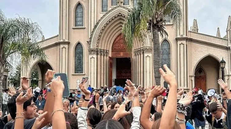 Fiesta de Guadalupe: cientos de peregrinos asistieron a la tradicional ceremonia