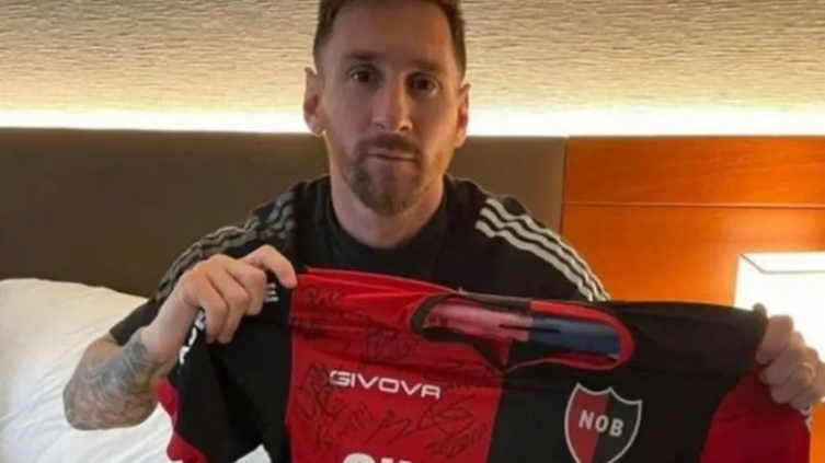Messi volvería a ponerse la camiseta de Newell ´s
