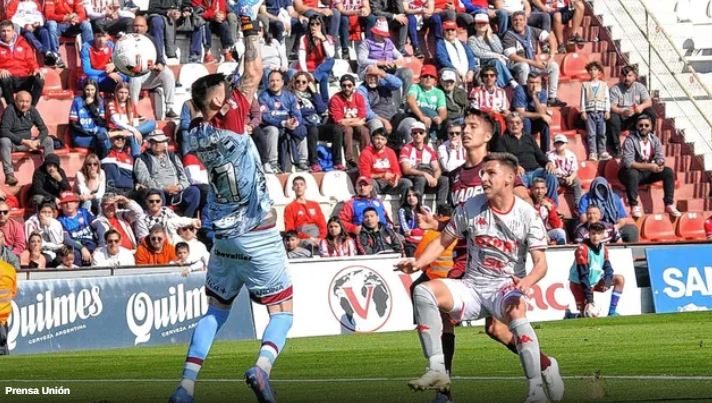 Cambio de horario: Unión recibirá a Lanús el domingo a las 19.30 horas