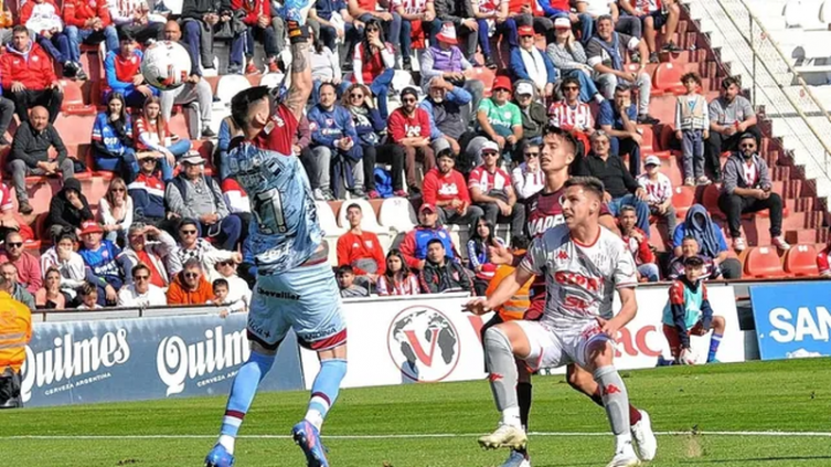 Unión y Lanús con cambio de horario