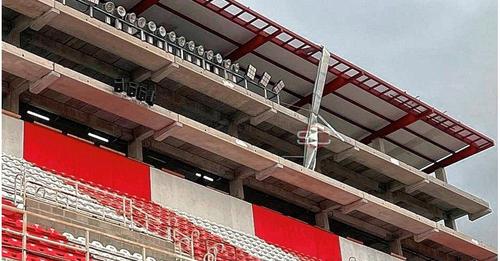 Suspenden el encuentro entre Unión y Lanús por desprendimientos de chapas 