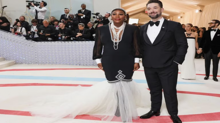 Serena Williams reveló que está embarazada 