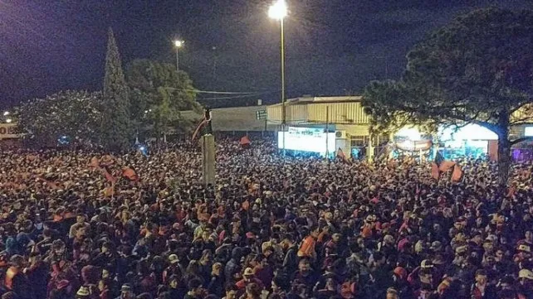 La previa para esperar el festejo de aniversario de Colón