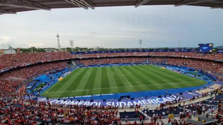 Conmebol le envió saludos a los hinchas de Colón