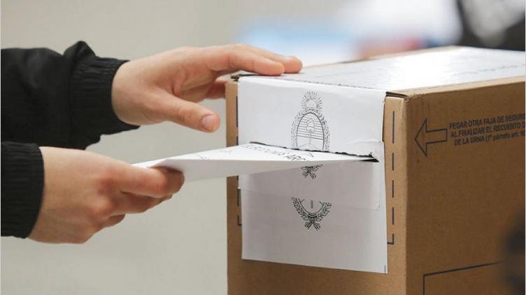 Rige la veda electoral en Misiones, La Rioja y Jujuy