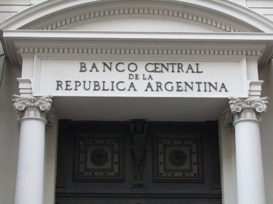 El Banco Central espera un salto del 126% en la inflación