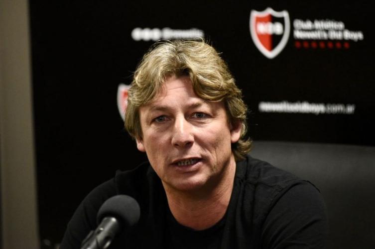 Newell's: Heinze podría oxigenar para rugir ante Tigre