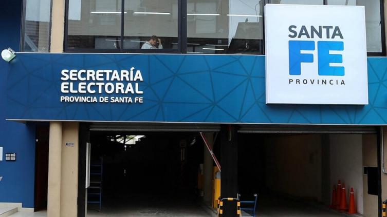 En Santa Fe se anotaron ocho frentes y el oficialismo cambió de nombre