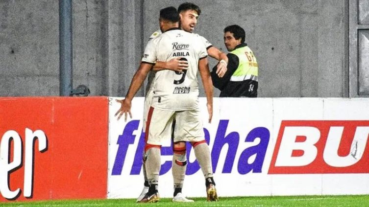 La dupla de ataque de Colón está en baja y repercute en el equipo