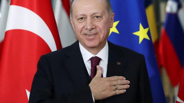 Turquía: Erdogan se impuso en la primera vuelta pero habrá balotaje