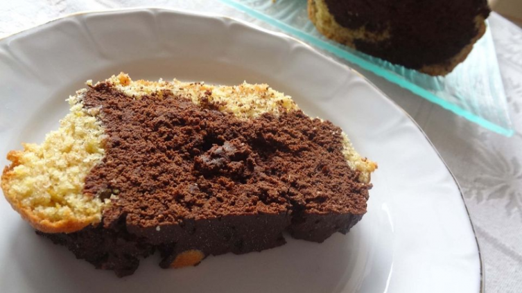 Torta sin lácteos de cacao y naranja