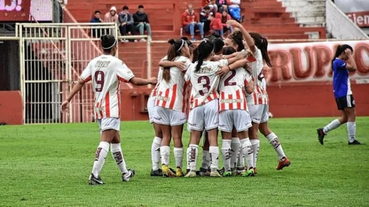 Femenino: Unión goleó a San Martín (B) 9 a 1