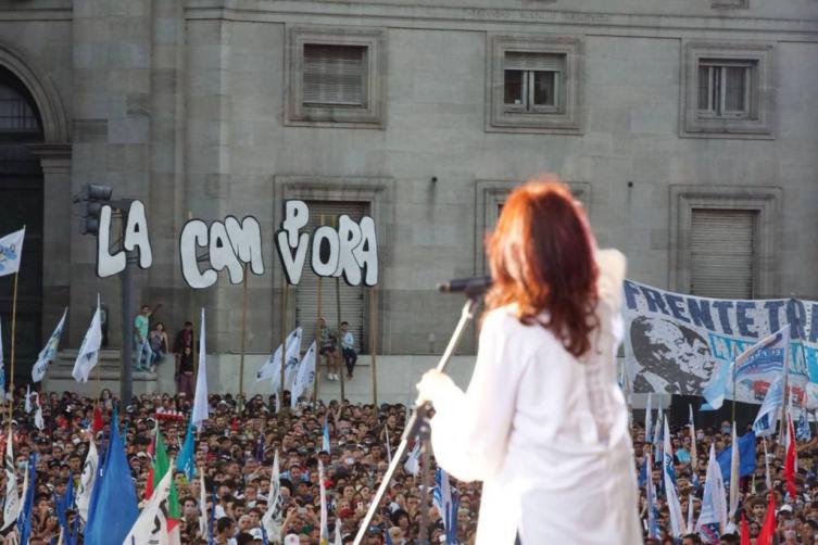 Cristina encabezará el acto a 20 años de la asunción de Néstor Kirchner
