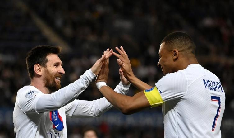 Con un gol de Messi, PSG igualó con Racing de Estrasburgo y salió campeón de la Ligue 1