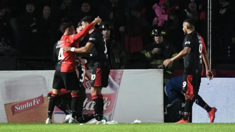 Gran victoria de Colón 1 a 0 ante Estudiantes de La Plata en el Brigadier