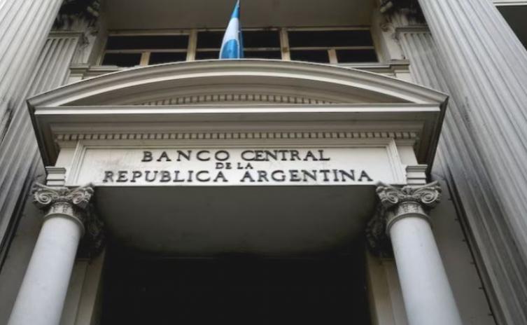 El Banco Central mantuvo en el 97% la tasa de los plazos fijos