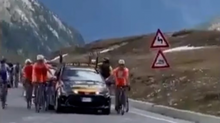 31 ciclistas fueron filmados haciendo trampa en una prestigiosas competencias