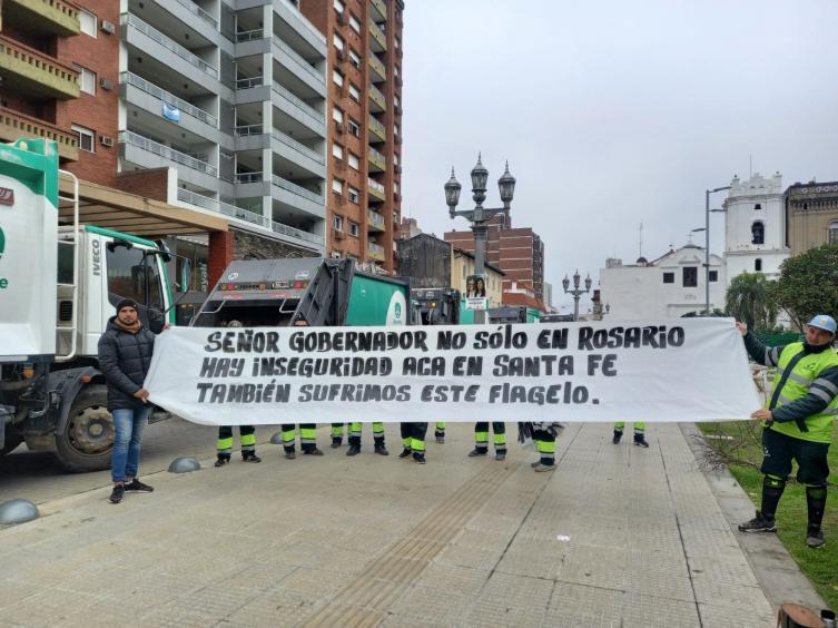Recolectores de residuos de la ciudad adhieren a la protesta por la represión en Jujuy