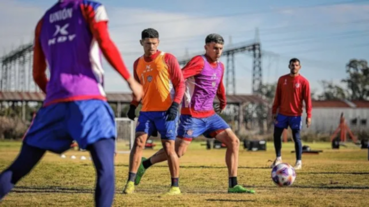 Méndez no hará cambios para recibir a Independiente