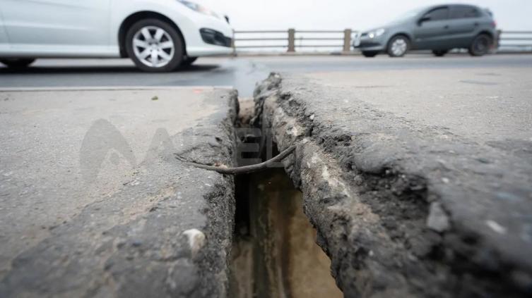 Grieta en el Puente Carretero: el 28 de junio llegarán especialistas para diagramar los arreglos