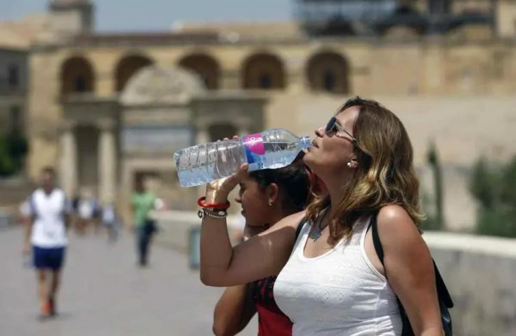 España sufre su primera ola de calor del verano