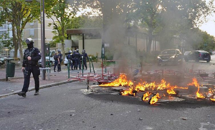 El gobierno francés llama a la 