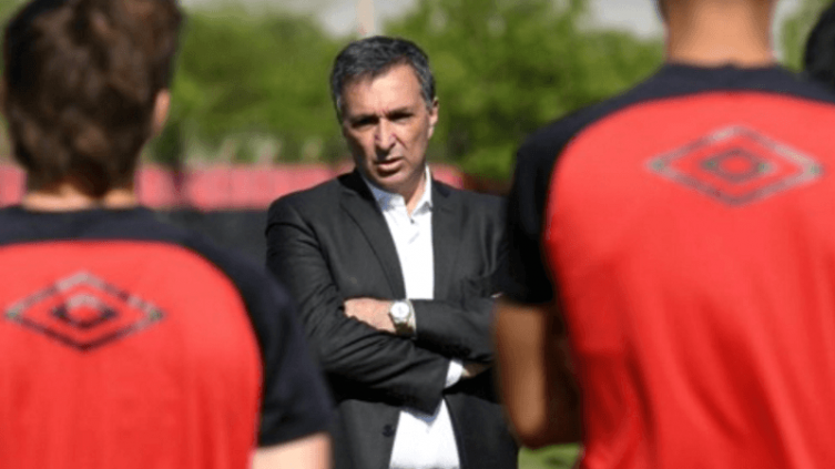 Astore habló de la venta de Ditta y de los arbitrajes