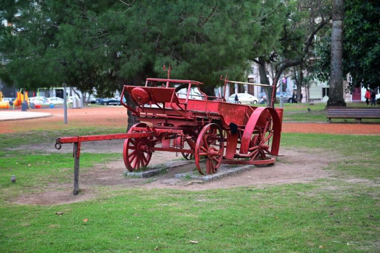 La Municipalidad restaurará el histórico carro de bomberos de la Plaza San Martín