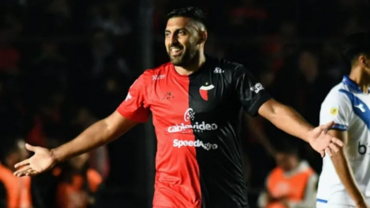 Independiente pretende a Wanchope Ábila