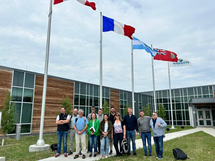 La provincia acompaña a empresarios santafesinos de legumbres en una misión técnica en Canadá