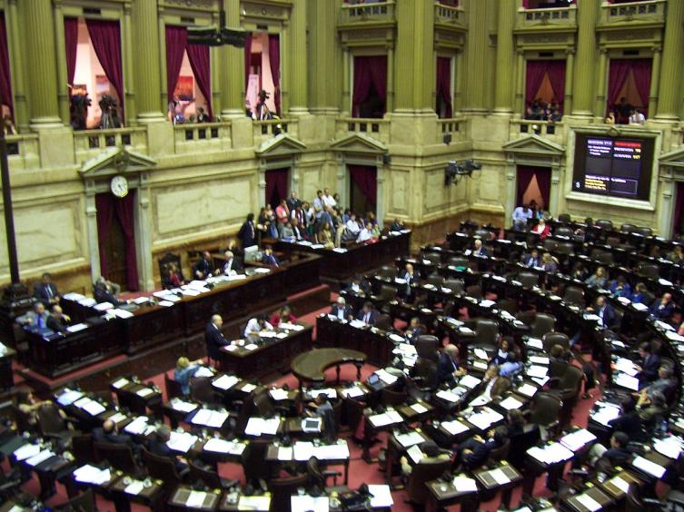 Diputados aprobó la ley de créditos UVA en una sesión maratónica
