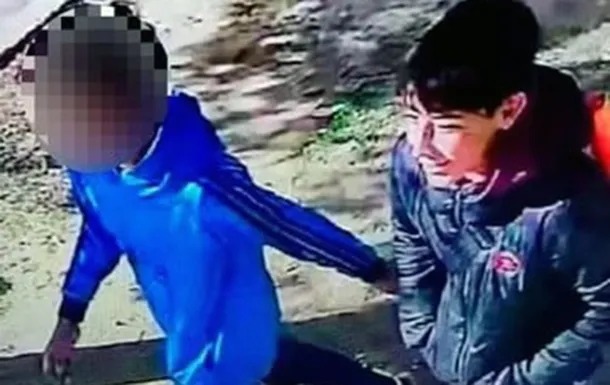 La madre de Joaquín Sperani marchó a la escuela de su hijo y arremetió contra docentes y autoridades