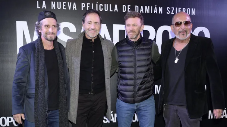 La novedad de Los Simuladores que sorprendió a los fans