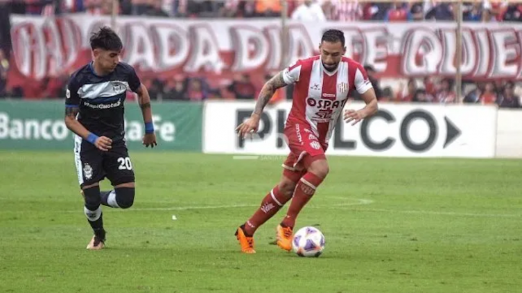 Yeison Gordillo podría irse de Unión